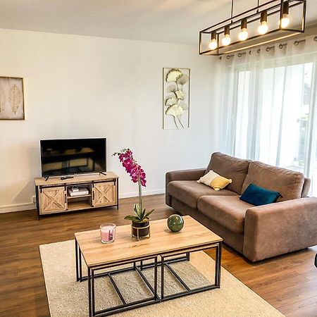 T3 Moderne Avec Balcon Terrasse Et Parking Gratuit Apartamento Niort Exterior foto