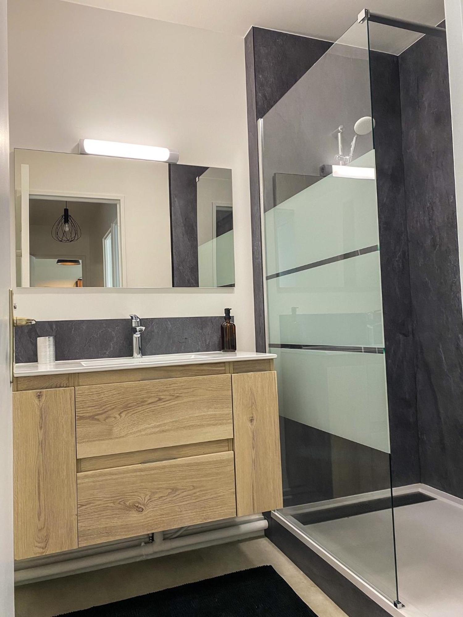 T3 Moderne Avec Balcon Terrasse Et Parking Gratuit Apartamento Niort Exterior foto
