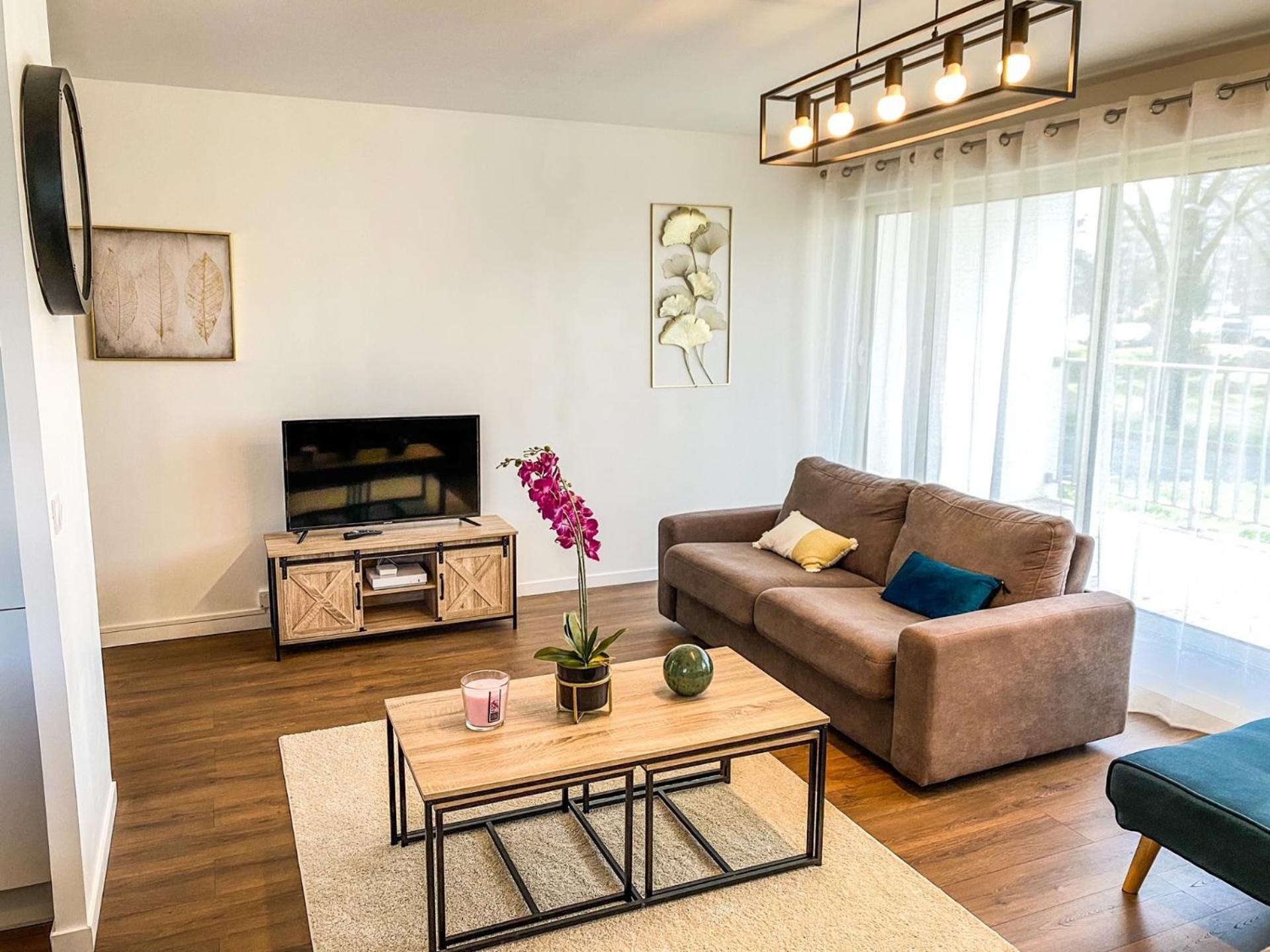 T3 Moderne Avec Balcon Terrasse Et Parking Gratuit Apartamento Niort Exterior foto