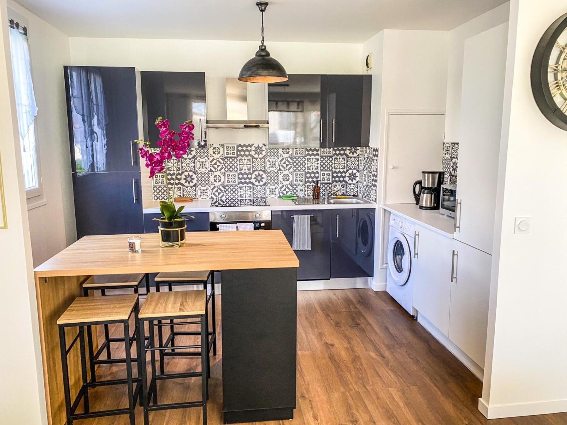 T3 Moderne Avec Balcon Terrasse Et Parking Gratuit Apartamento Niort Exterior foto