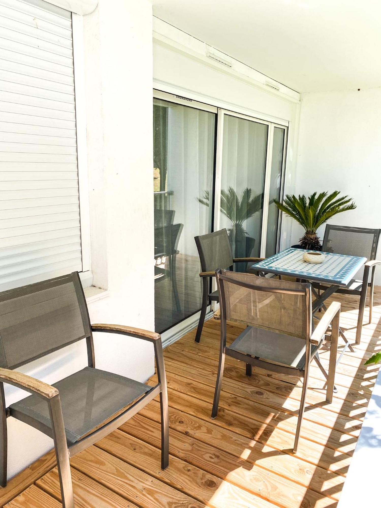 T3 Moderne Avec Balcon Terrasse Et Parking Gratuit Apartamento Niort Exterior foto